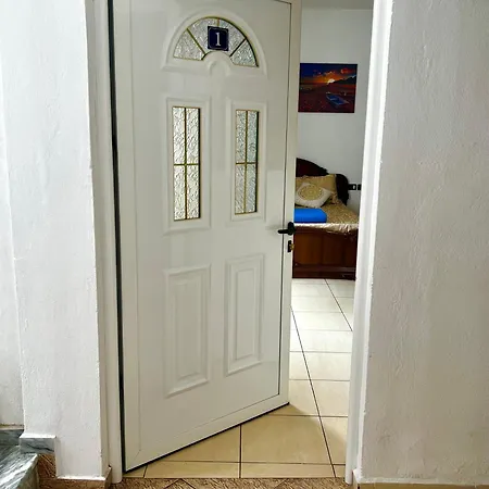 Ar Apartment *
